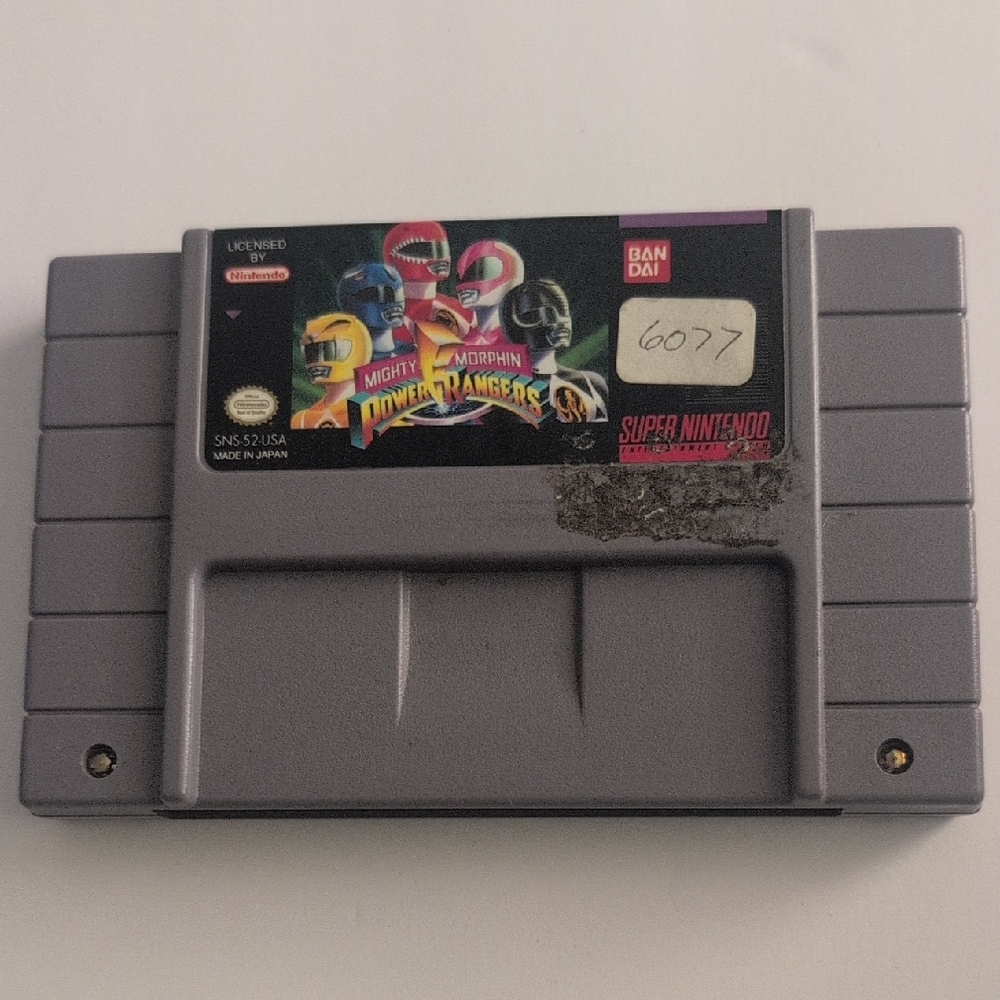 Super Nintendo Game Cartridge - Gray